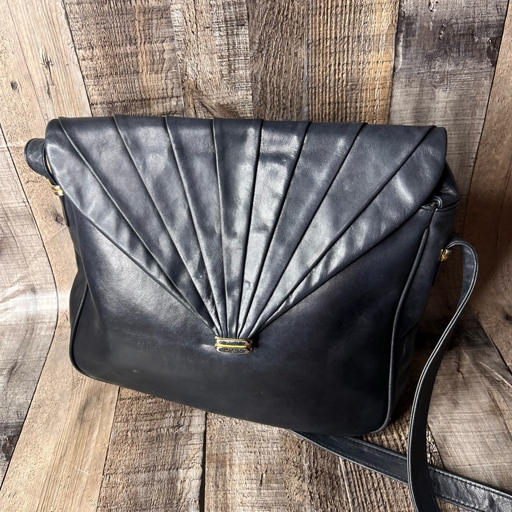 Ungaro Paris vintage Elegant dark blue Women's crossbody Bag - Picture 13 of 16